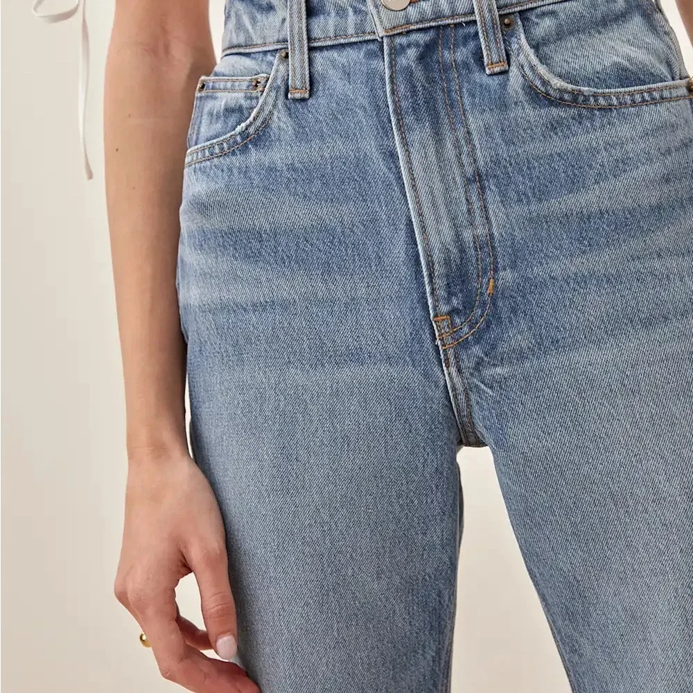 Like New Reformation Georgia Retro High Rise Flare Jeans, size 25 - Picture 2 of 8